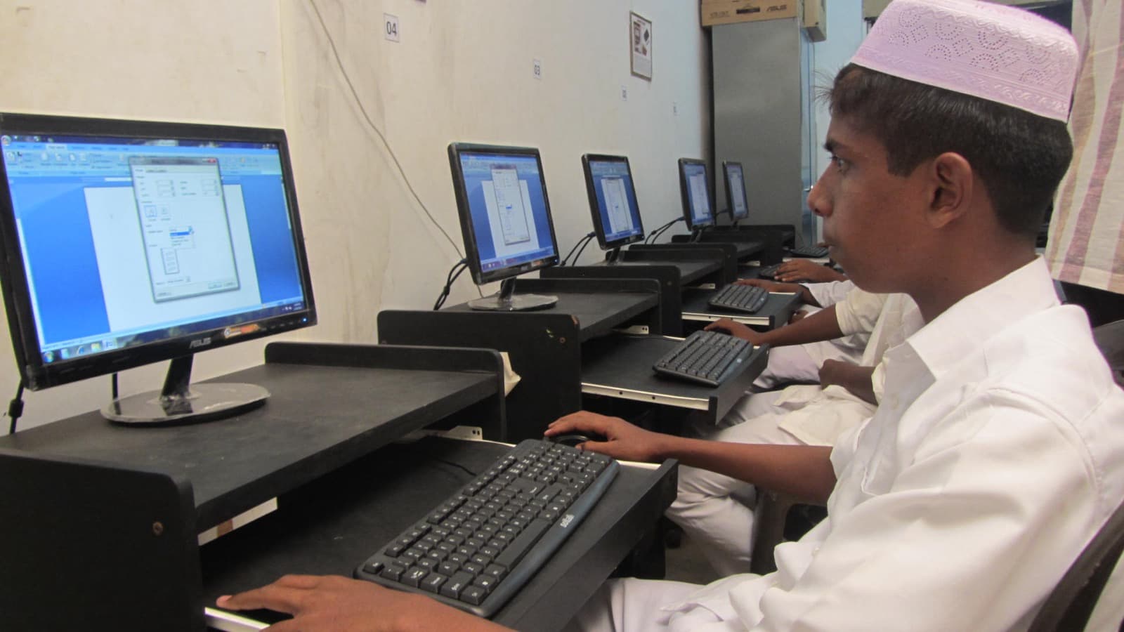 Yathama College of Technology